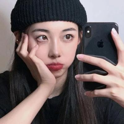 迷雾中的她